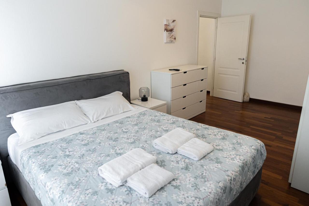 Elegante Bilocale A 15 Min Dal Duomo Apartment Mailand